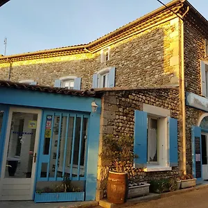 Les Voyageurs Hotel